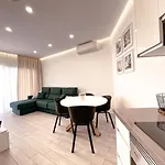 Διαμέρισμα Ocean Garden, Ac, Sun Terrace, Heated Pool, Parking, Pp901 *