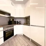Διαμέρισμα Ocean Garden, Ac, Sun Terrace, Heated Pool, Parking, Pp901 *