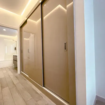 Apartment Ocean Garden, Ac, Sun Terrace, Heated Pool, Parking, Pp901